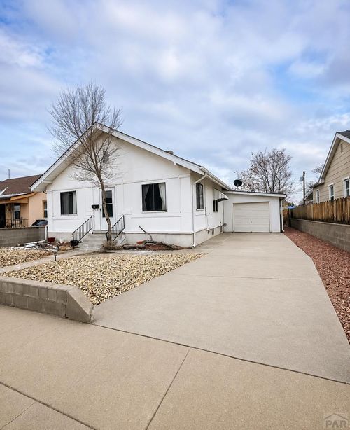 706 Topeka Ave, Pueblo, CO, 81006-1135 | Card Image