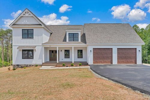 320 Windsor Castle Dr, Moneta, VA, 24121 | Card Image
