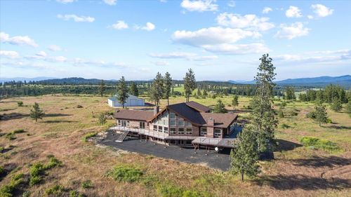 29409 N Dunn Rd, Chattaroy, WA, 99003-8763 | Card Image