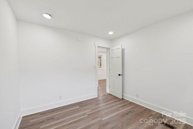 431 Pole Miller Ext, House other with 3 bedrooms, 2 bathrooms and null parking in Brevard NC | Image 13