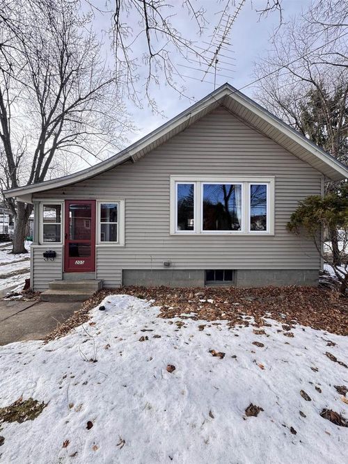 205 N Harrison Street, WAUPACA, WI, 54981 | Card Image