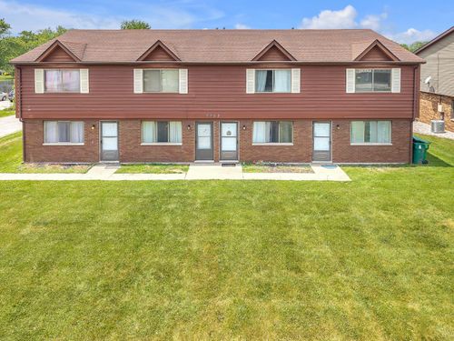 7438 Whitcomb St, Merrillville, IN, 46410-5866 | Card Image