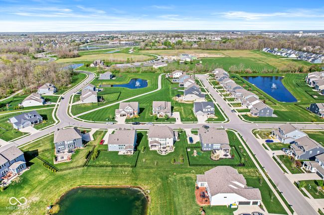 12894 Corydon Dr, House other with 4 bedrooms, 4 bathrooms and null parking in Fishers IN | Image 59