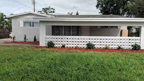 6461 Evans St, Hollywood, FL, 33024-2025 | Card Image