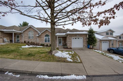 563 Newport Dr, Penn Hills, PA, 15235-3237 | Card Image