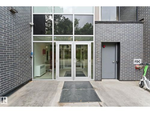 11503 76 Ave Nw, Edmonton, AB, T6G0K6 | Card Image