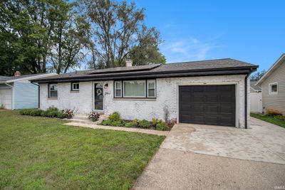 2725 Edison Road, House other with 3 bedrooms, 1 bathrooms and null parking in South Bend IN | Image 3