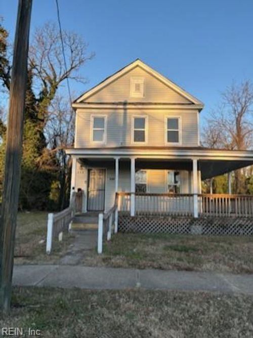 648 Ivy Ave, Newport News, VA, 23607-6305 | Card Image