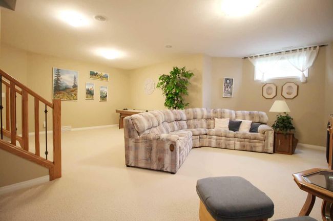 2 - 173 Austin Drive, Home with 3 bedrooms, 2 bathrooms and 4 parking in Red Deer AB | Image 18