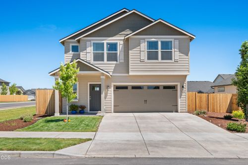 3496 Nw 9th Ln, Redmond, OR, 97756-3302 | Card Image