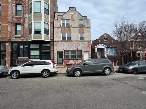 2152 W 21st St, Chicago, IL, 60608-4851 | Card Image
