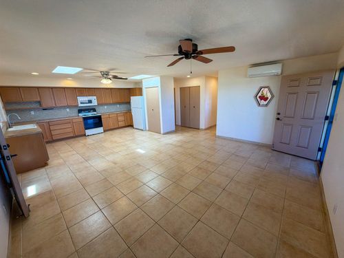 405 N Palapalae Pl, Kaunakakai, HI, 96748 | Card Image