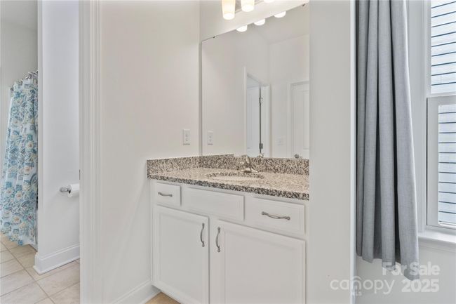 Jack & Jill Bedroom 4 Side | Image 37