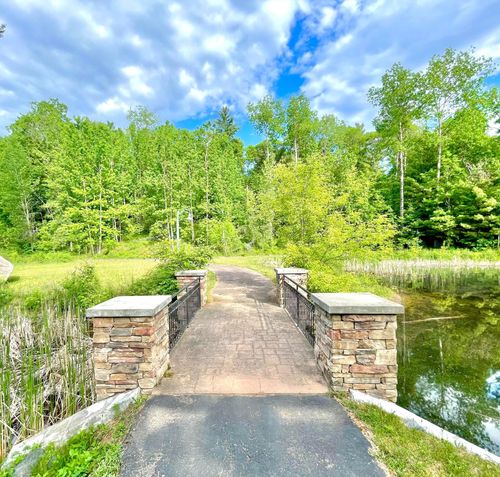 15813 Old Stonebridge Trl, Brainerd, MN, 56401-8900 | Card Image