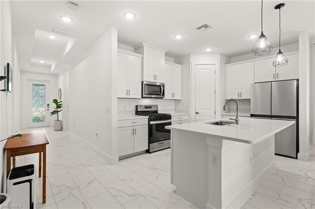 Residential in PUNTA GORDA 4