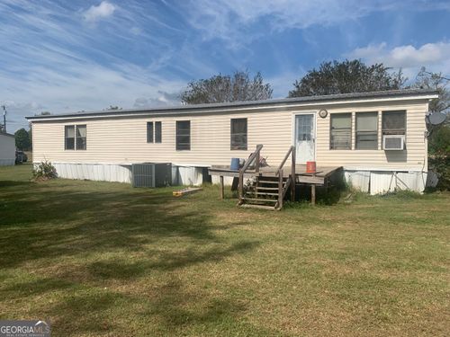 437 Saint Charles Dr, East Dublin, GA, 31027-4646 | Card Image