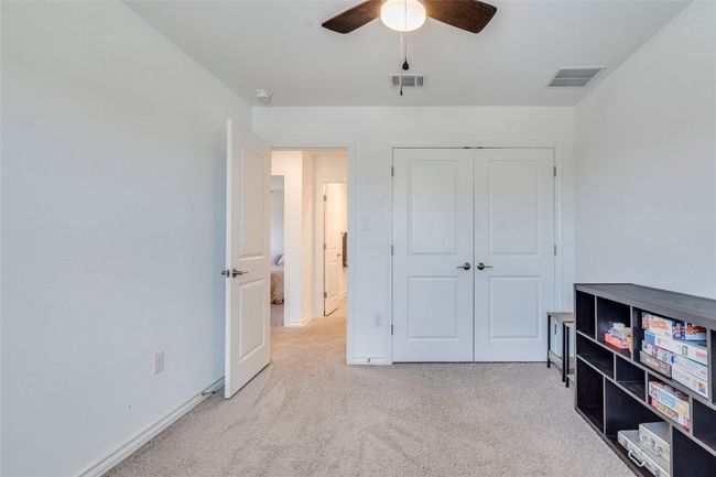 572 Pepperbark Loop, House other with 4 bedrooms, 3 bathrooms and 4 parking in Buda TX | Image 15