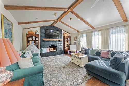 9 Nw K Pl, Bentonville, AR, 72712-4172 | Card Image