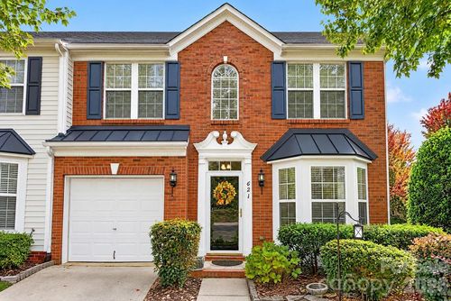 621 Colbert Way, Fort Mill, SC, 29715-6543 | Card Image