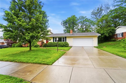 302 Jackson Ln, Middletown, OH, 45044-4957 | Card Image