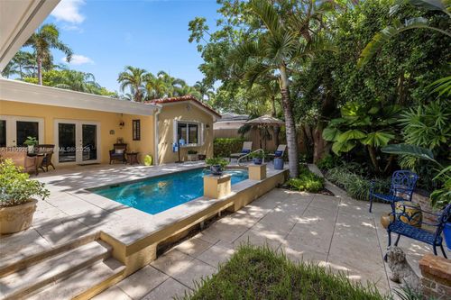 1650 Tigertail Ave, Coconut Grove, FL, 33133-2543 | Card Image