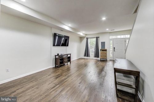1265 Morse St Ne, WASHINGTON, DC, 20002-3807 | Card Image