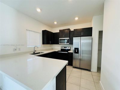 1727 - 1727 Se 8th Pl, Townhouse with 3 bedrooms, 2 bathrooms and null parking in Homestead FL | Image 2