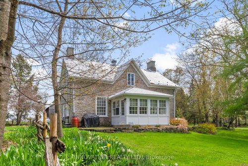 1330 Barries Side Road N, Drummond/North Elmsley, ON, K7C0M2 | Card Image