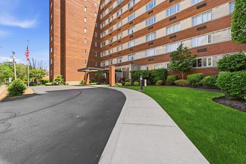 404-128 N Craig St, Oakland, PA, 15213-2741 | Card Image