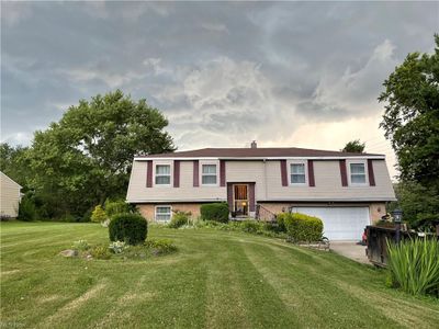 3559 Austinburg Road, House other with 3 bedrooms, 2 bathrooms and null parking in Ashtabula OH | Image 1