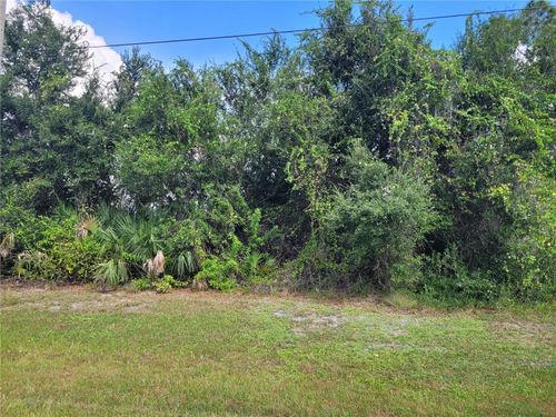 107 Antilla Dr, Rotonda West, FL, 33947-3812 | Card Image