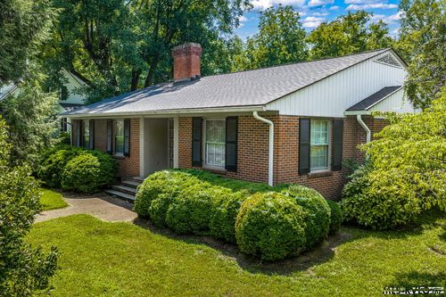 225 Graham St, Warrenton, NC, 27589-1911 | Card Image
