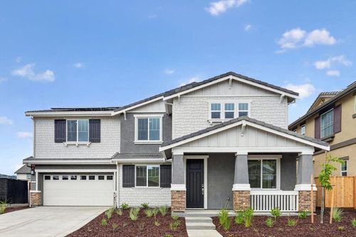 196 Golden Gate Lane, Vacaville, CA, 95687 | Card Image