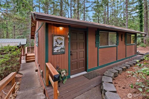870 N Colony Surf Dr, Lilliwaup, WA, 98555-9783 | Card Image