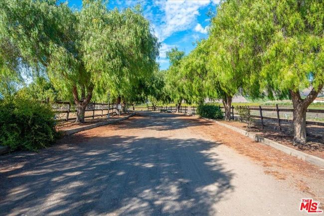 Driveway | Image 4