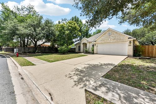4306 S Summercrest Loop, Round Rock, TX, 78681-1095 | Card Image