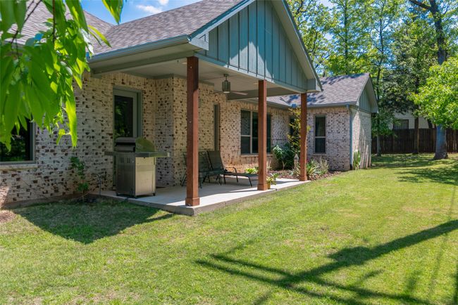 477 Lakepoint Loop, House other with 3 bedrooms, 2 bathrooms and null parking in Pottsboro TX | Image 30