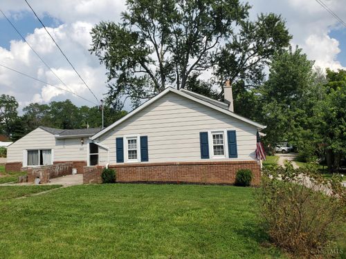 8530 Wuest Rd, Colerain Twp, OH, 45251-5843 | Card Image