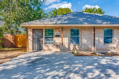 4021 E. 1st Street-View of front facade | Image 2