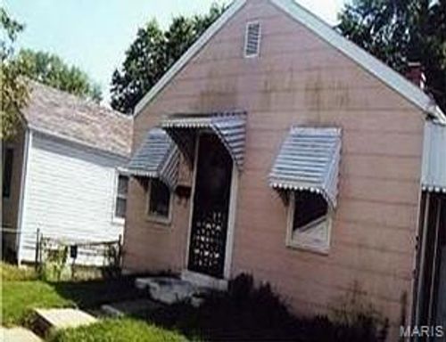 882 Gustav Ave, Saint Louis, MO, 63147-2145 | Card Image