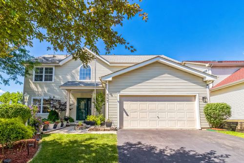 457 N Crooked Lake Ln, Lindenhurst, IL, 60046-6449 | Card Image