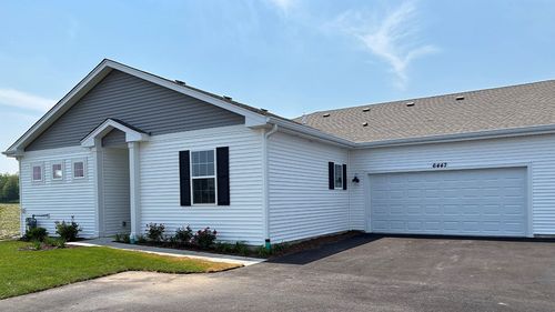 6447 Juniper Dr, Wonder Lake, IL, 60097-1316 | Card Image