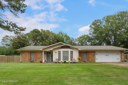 1224 Cliffdale Dr, Clinton, MS, 39056-3406 | Card Image