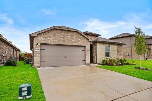9705 Austin Hollow Rd, Crowley, TX, 76036-1495 | Card Image