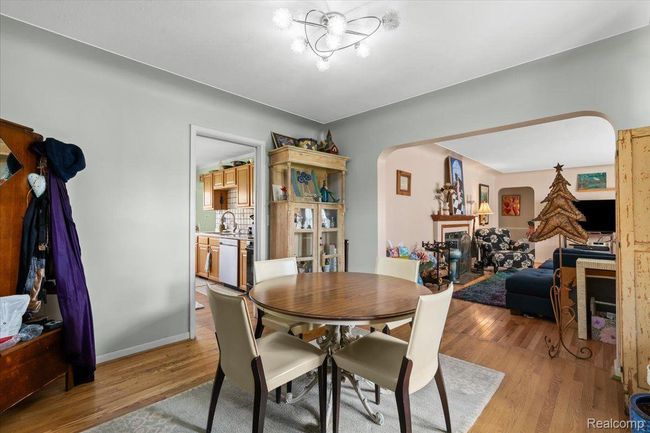 45520 Deshon St, House other with 3 bedrooms, 2 bathrooms and null parking in Utica MI | Image 5