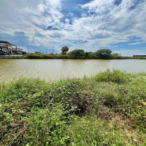 1129 Pompano Dr, Crystal Beach, TX, 77650 | Card Image