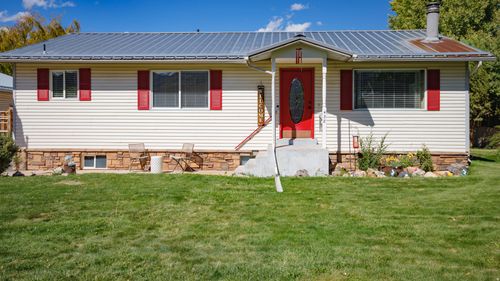 438 W 400 N, Parowan, UT, 84761 | Card Image