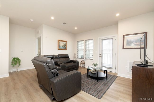 UNIT-304 - 6601 Citory Way, Condo with 2 bedrooms, 2 bathrooms and null parking in Moseley VA | Image 9