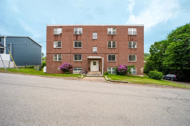 APT-4 - 30 Beech St, Condo with 2 bedrooms, 1 bathrooms and null parking in Bristol NH | Image 23