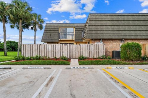 2410 24th Way, West Palm Beach, FL, 33407-6718 | Card Image